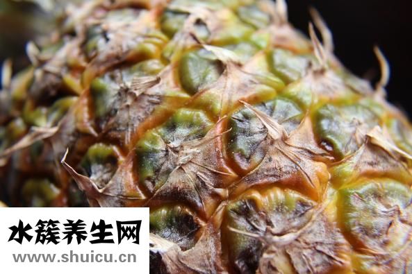 手指關節黑