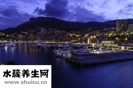 眼睛有黑影