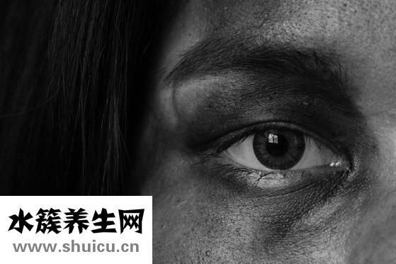 眼部化妝步驟