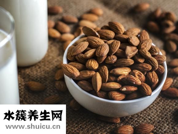 脫脂純牛奶