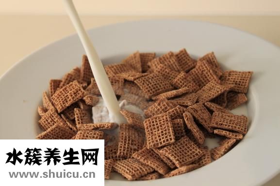 脫脂純牛奶