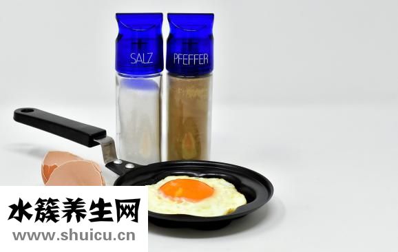 西芹炒雞蛋