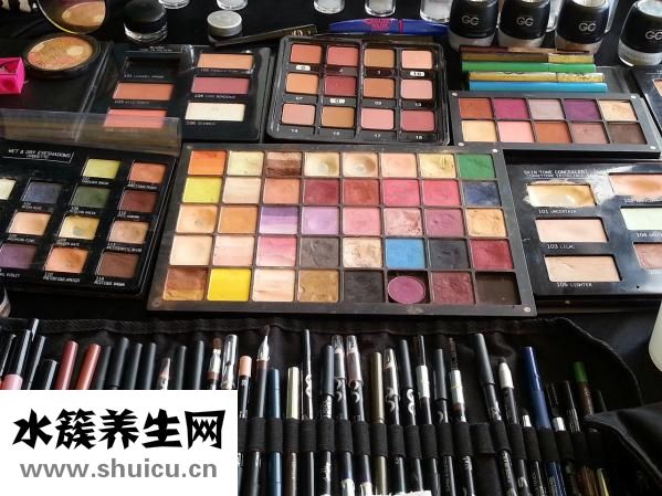 什么是美瞳