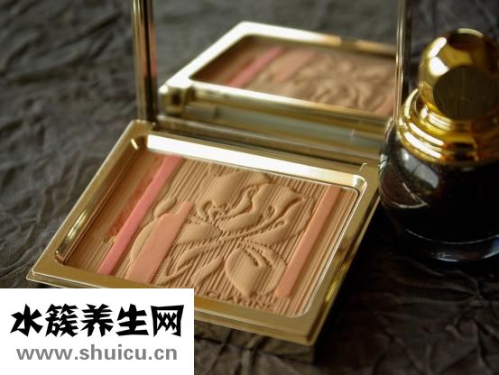 指甲油怎么洗