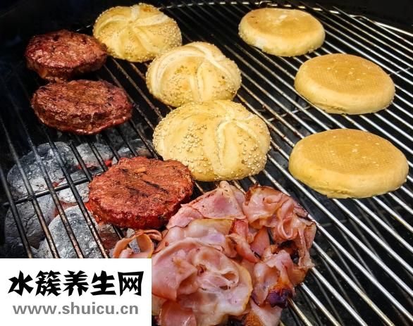 小蝦吃什么