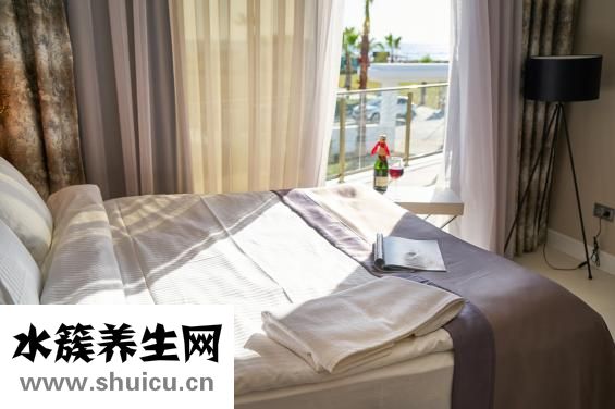 什么叫滾床單