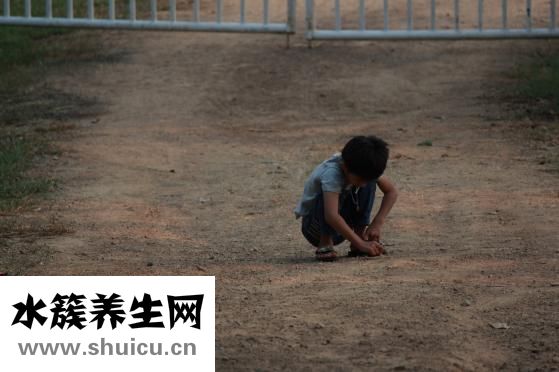 如何剝石榴