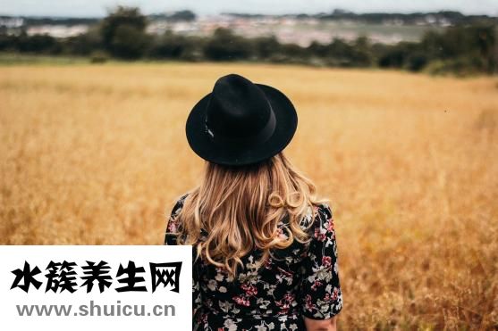 頭發怎么油