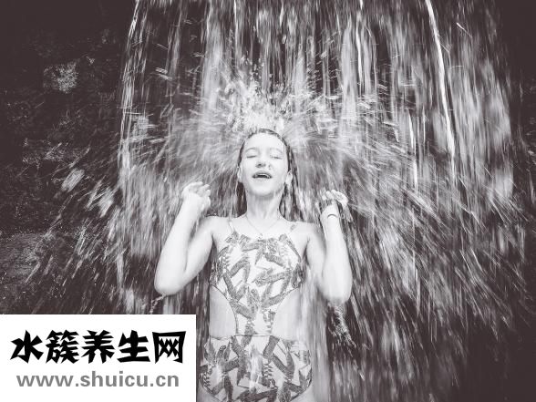 頭發易打結怎么辦