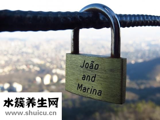 背心涼怎么辦