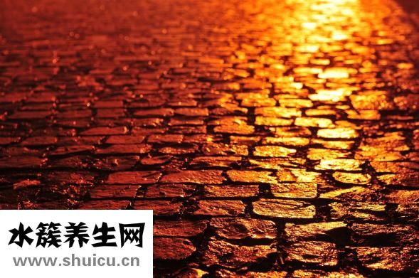 側撩腿怎么做