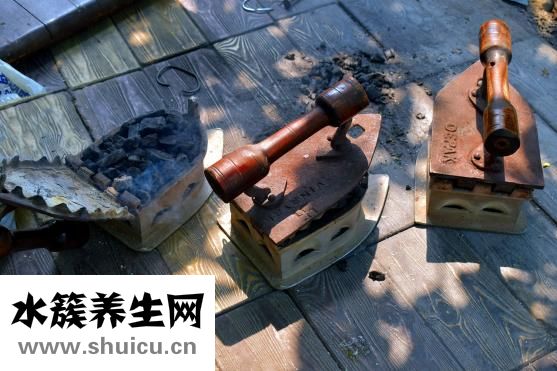 衣服被拉寬了怎么辦