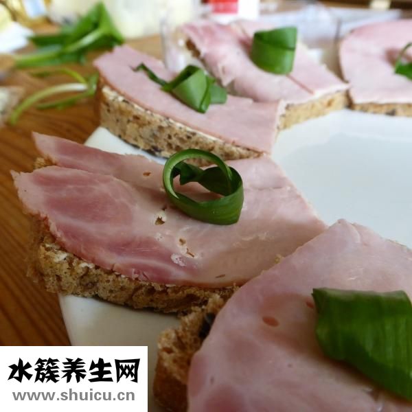脖子癢咳嗽是怎么了
