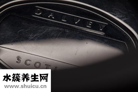 頭發怎么綁的