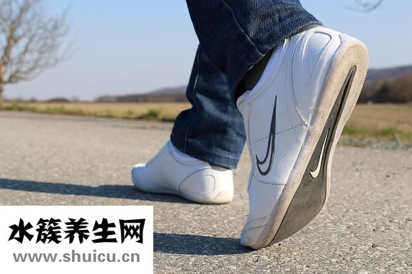胸大肌怎么練