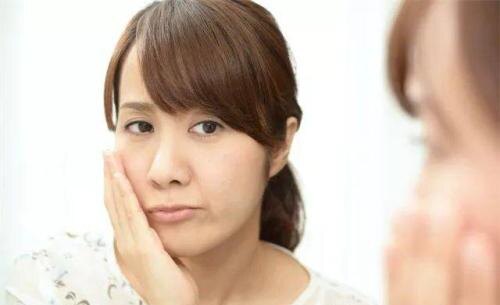 女性脾虛的七大癥狀（女性脾虛的10個征兆）