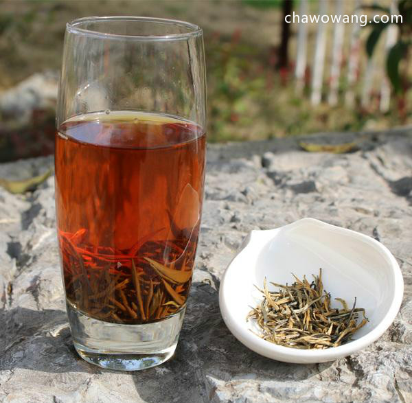 男人經常喝紅茶的危害（男性長期飲用紅茶的副作用）