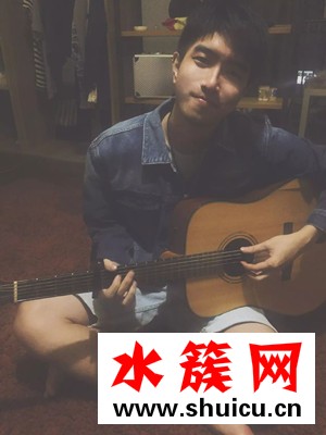 沈以誠形容歌詞