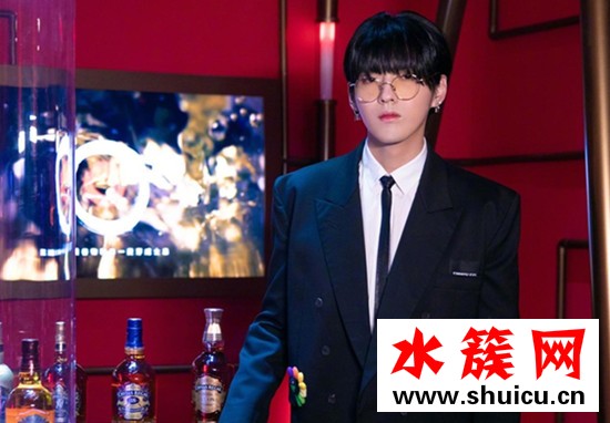 吳亦凡鍋蓋頭