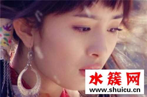 楊冪大頭貼舊照曝光 整容沒整容你們心里沒點數?