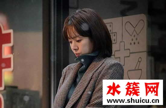 春夜女主是什么發型