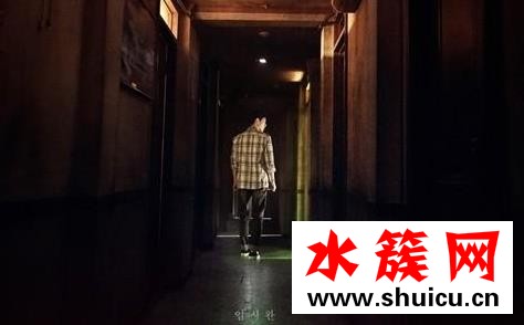 他人即地獄片尾曲是什么