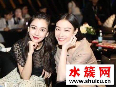 倪妮比楊冪baby都要白？同款素顏妝是時候學習一下了