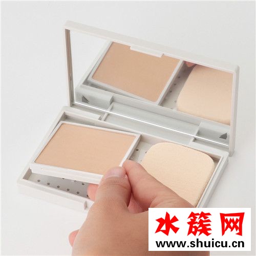 內行人都愛的muji推出專屬彩妝盤！一盤就能放進6種彩妝