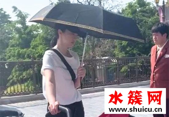 董璇游迪士尼
