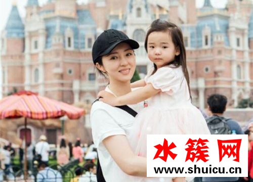 董璇游迪士尼