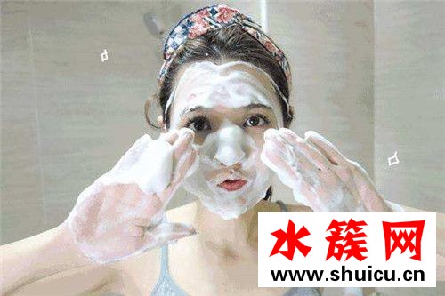濕氣重可以敷面膜嗎