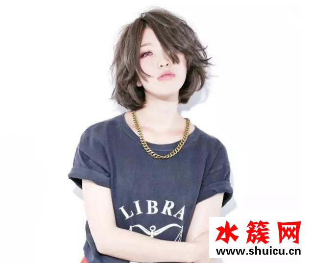 燙卷的短發配什么顏色好看？2017最新流行的短發造型 2017流行發型中短發