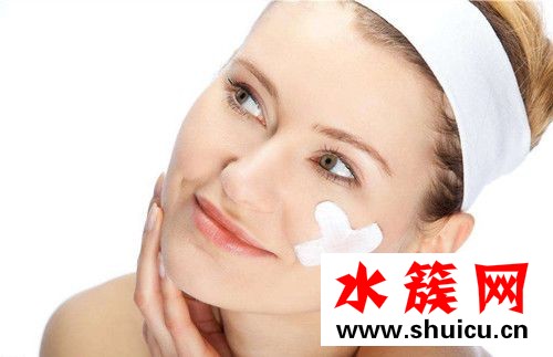 臉上長脂肪粒是什么原因