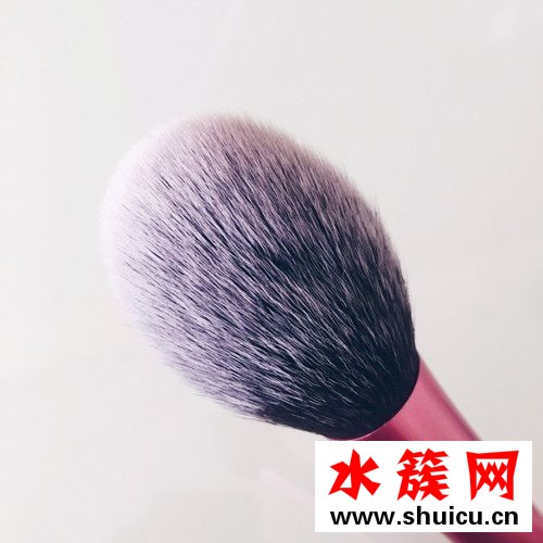腮紅刷什么材質好