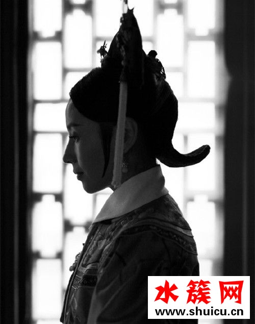 如懿傳董潔演的誰