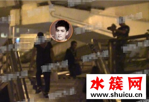 吳亦凡深夜送溫暖