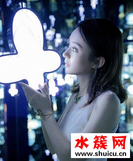 趙麗穎最新發型2018