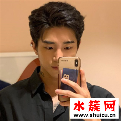 男生夏天適合剪什么頭型