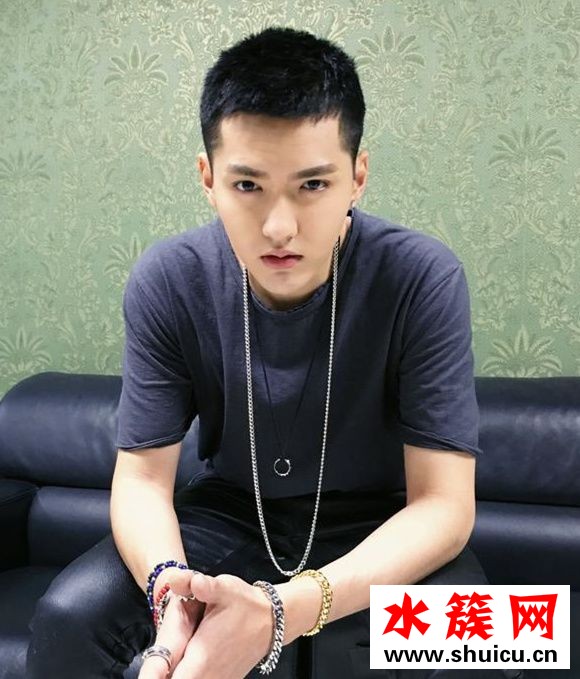 吳亦凡2019最新發型照片