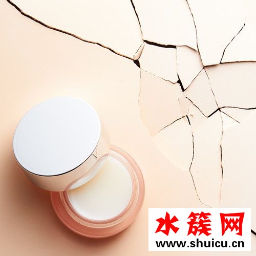 換季鬧肌荒！編輯愛不釋手高效保濕品推薦 保濕效果好的護膚品