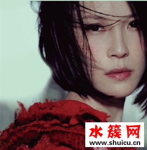 一個人的世界不怕被誰阻撓什么歌