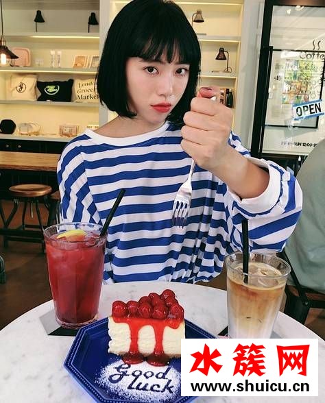 兩邊有肉肉的臉型適合留什么發型